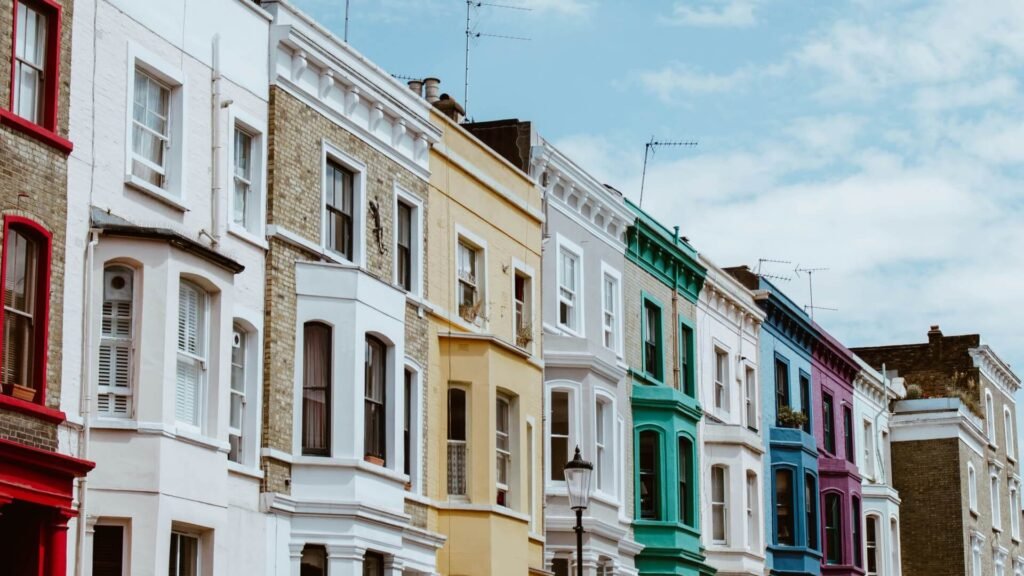 3 Day London Stonehenge and Bath Tour with Hotel and Tickets